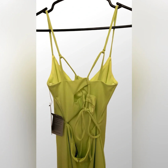 bebe Crepe Midi Dress NWT  Size M - Picture 7 of 9